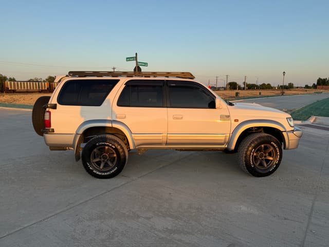 1999 Toyota Hilux Surf JDM car for sale — photo 9 of 25