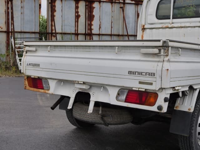 2002 Mitsubishi Minicab JDM car for sale — photo 17 of 25