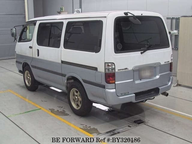 2003 Toyota HiAce JDM car for sale — photo 6 of 8
