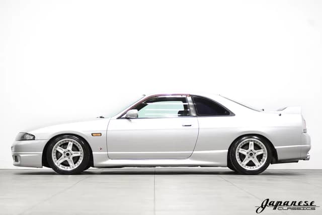 1995 Nissan Skyline JDM car for sale — photo 4 of 25