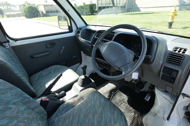 2001 Suzuki Carry JDM car for sale — photo 10 of 11