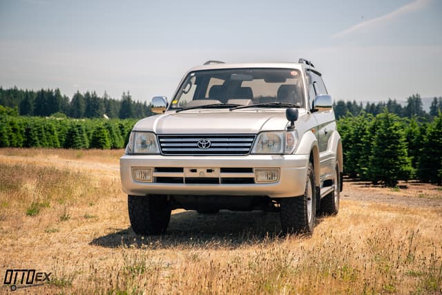 2000 Toyota Land Cruiser JDM car for sale — photo 13 of 25