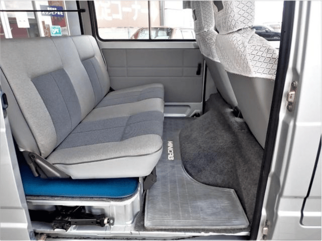 1990 Mitsubishi Minicab JDM car for sale — photo 11 of 17