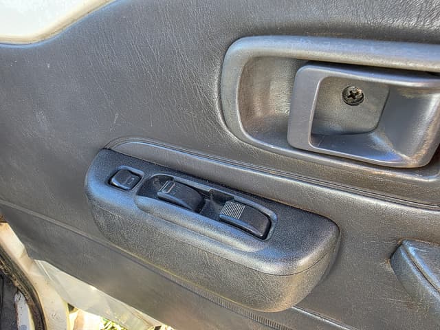 2000 Daihatsu Hijet JDM car for sale — photo 14 of 16