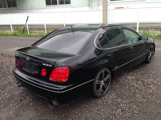 2001 Toyota Aristo JDM car for sale — photo 4 of 5