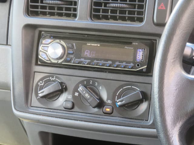 2000 Mitsubishi Pajero Mini JDM car for sale — photo 9 of 23
