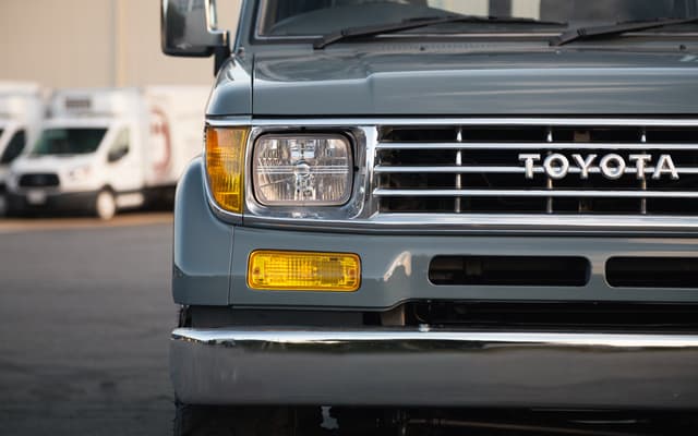 1995 Toyota Land Cruiser JDM car for sale — photo 4 of 17