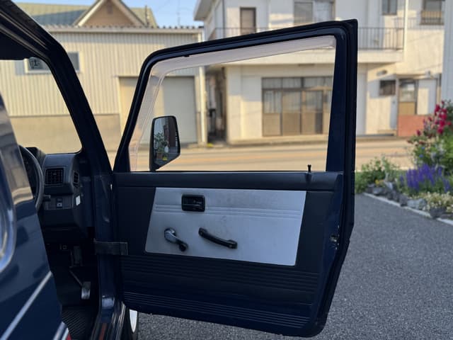 1989 Suzuki Jimny JDM car for sale — photo 11 of 24
