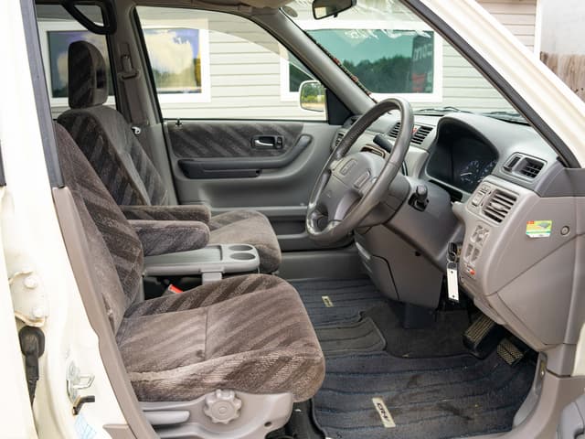 1996 Honda CR-V JDM car for sale — photo 9 of 13