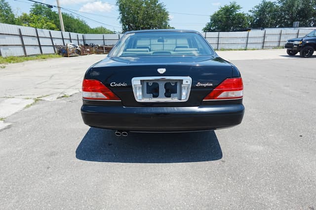 1996 Nissan Cedric JDM car for sale — photo 7 of 21