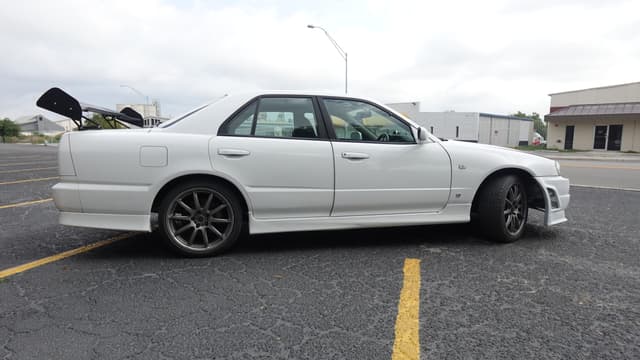 2000 Nissan Skyline JDM car for sale — photo 3 of 12