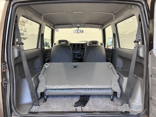 1997 Suzuki Jimny JDM car for sale — photo 13 of 25