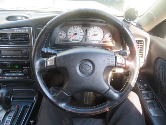 2000 Nissan Stagea JDM car for sale — photo 11 of 25