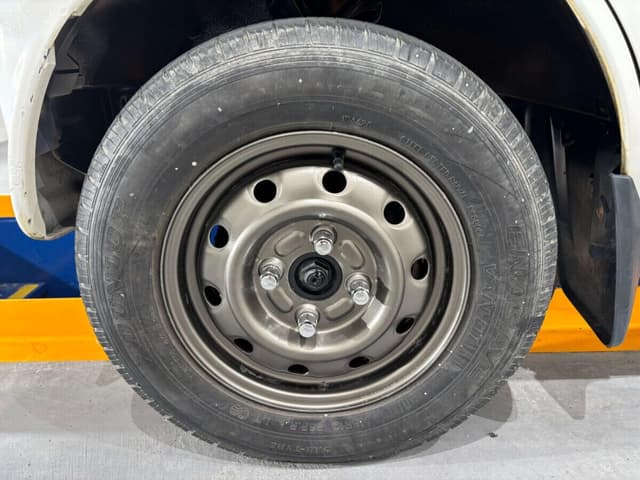 2001 Suzuki Carry JDM car for sale — photo 17 of 24