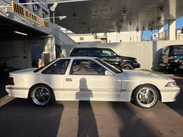 1988 Toyota Soarer JDM car for sale — photo 11 of 20