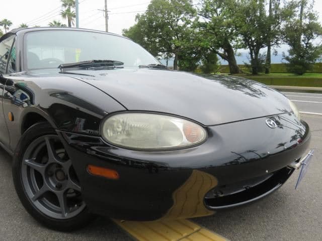 1999 Mazda Roadster (Eunos Roadster / MX-5) JDM car for sale — photo 14 of 25
