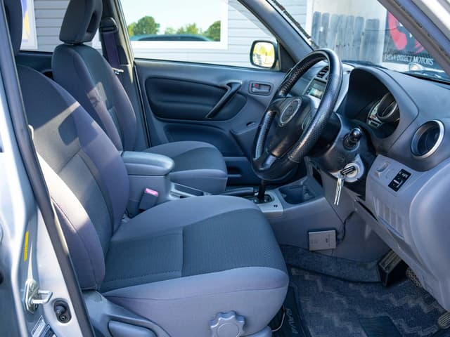 2001 Toyota RAV4 JDM car for sale — photo 11 of 16