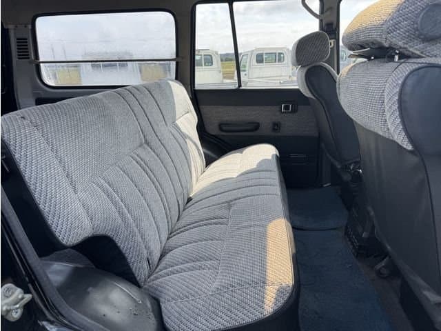 1986 Toyota Land Cruiser JDM car for sale — photo 13 of 25