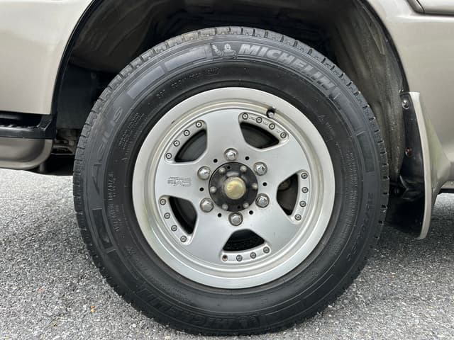 1998 Toyota HiAce JDM car for sale — photo 19 of 20