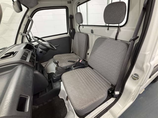 2001 Daihatsu Hijet JDM car for sale — photo 11 of 25