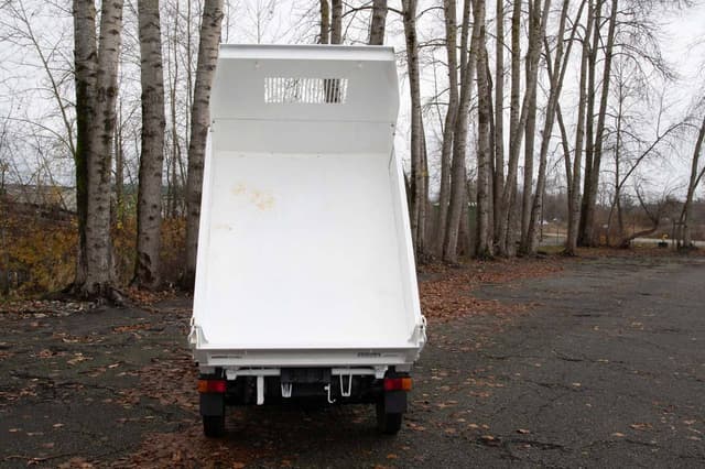 1999 Daihatsu Hijet JDM car for sale — photo 7 of 17