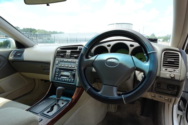 1999 Toyota Aristo JDM car for sale — photo 16 of 20