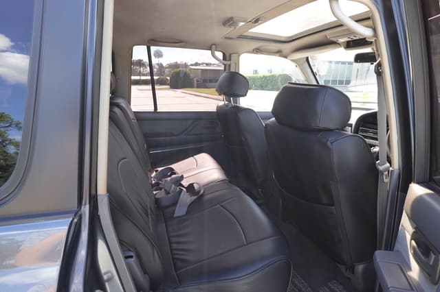 1990 Toyota Land Cruiser JDM car for sale — photo 13 of 16