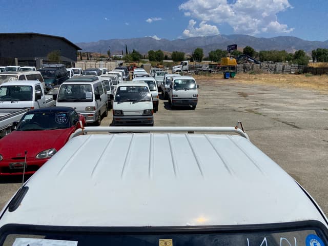 1994 Daihatsu Hijet JDM car for sale — photo 3 of 24