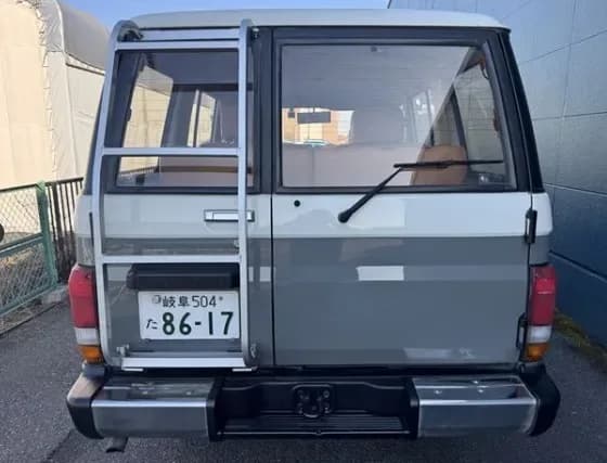 1990 Toyota Land Cruiser Prado JDM car for sale — photo 4 of 17