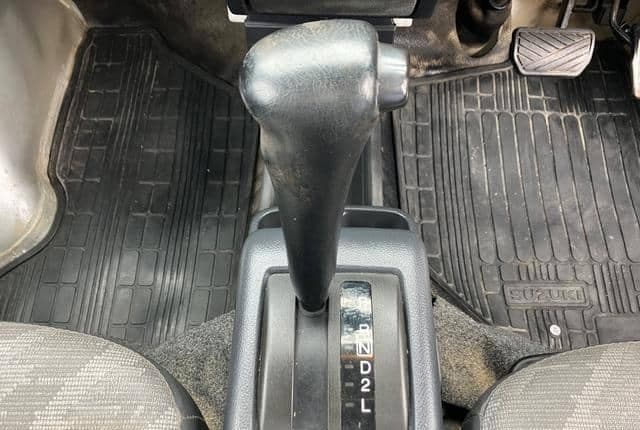 2010 Suzuki Carry JDM car for sale — photo 18 of 20