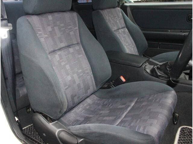 1997 Nissan Skyline JDM car for sale — photo 4 of 12