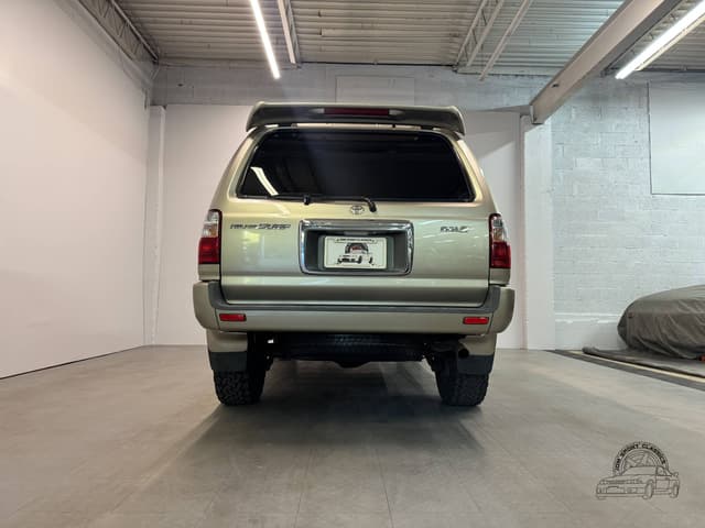 2001 Toyota Hilux Surf JDM car for sale — photo 17 of 25