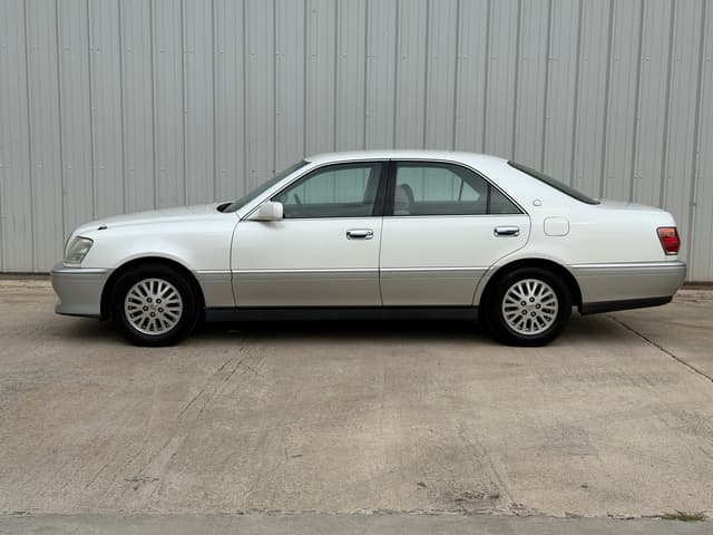 2000 Toyota Crown JDM car for sale — photo 5 of 21