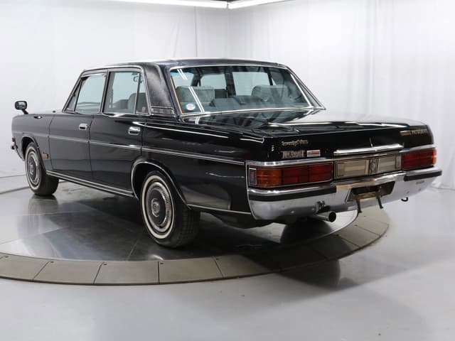 1988 Nissan President JDM car for sale — photo 5 of 25