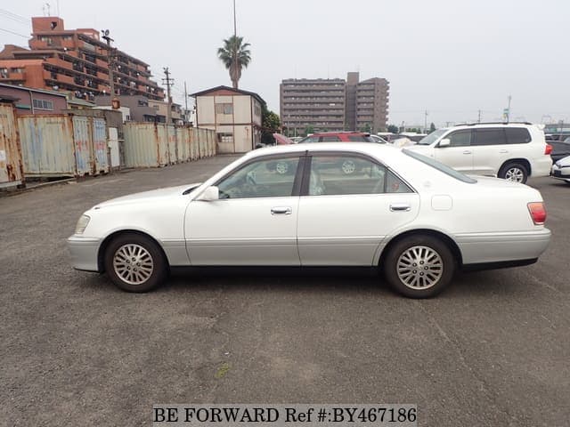 2000 Toyota Crown JDM car for sale — photo 2 of 25