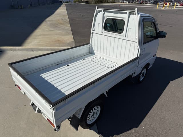 1998 Mitsubishi Minicab JDM car for sale — photo 3 of 17