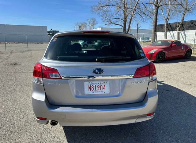 2009 Subaru Legacy JDM car for sale — photo 3 of 8