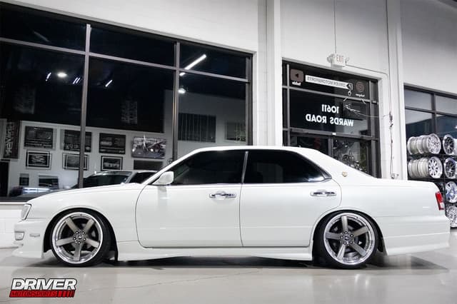 1998 Nissan Cedric JDM car for sale — photo 7 of 25