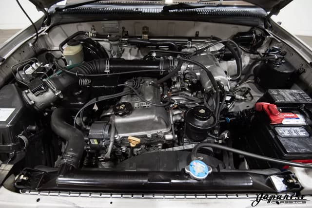 1998 Toyota Hilux Surf JDM car for sale — photo 25 of 25