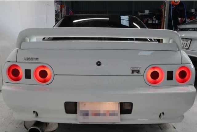 1993 Nissan Skyline JDM car for sale — photo 4 of 21