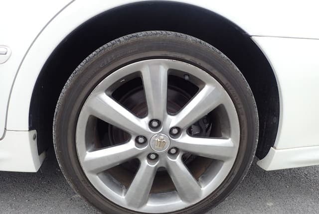 2005 Toyota Crown JDM car for sale — photo 10 of 25