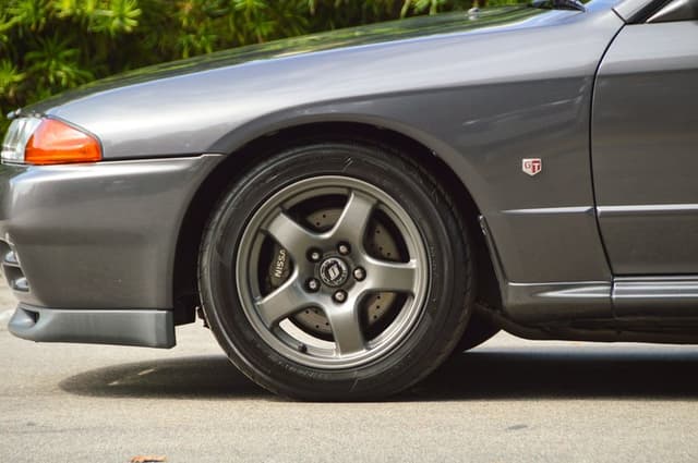 1989 Nissan Skyline JDM car for sale — photo 19 of 25
