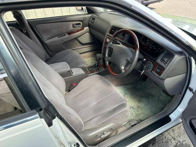 1999 Toyota Mark II JDM car for sale — photo 10 of 20