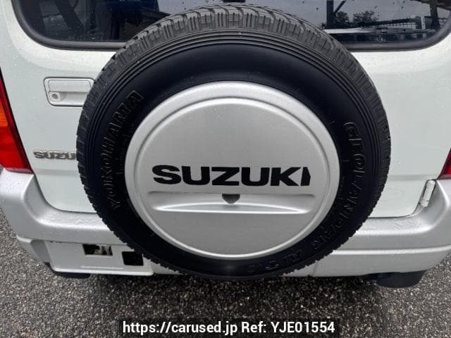2001 Suzuki Jimny JDM car for sale — photo 24 of 24