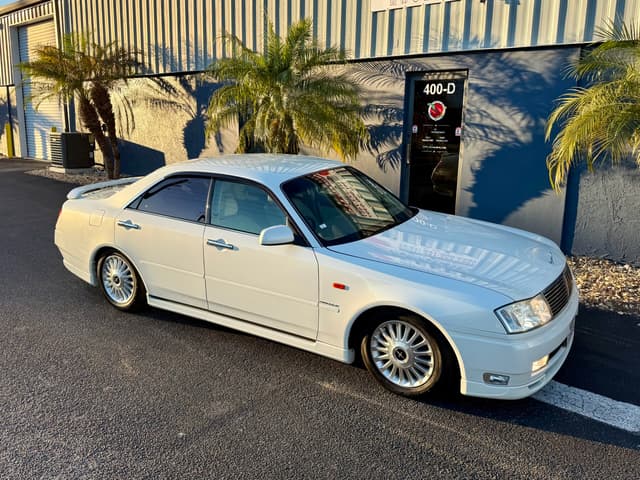 2000 Nissan Cedric JDM car for sale — photo 4 of 22