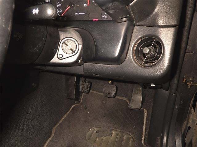 1992 Nissan Skyline JDM car for sale — photo 7 of 7