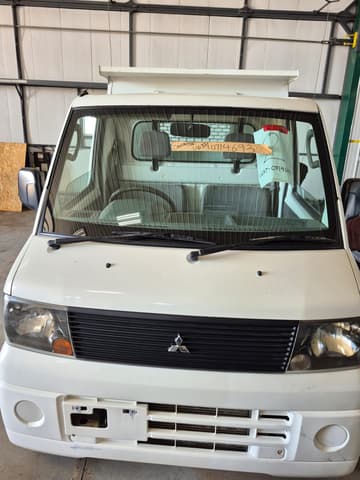 2003 Mitsubishi Minicab JDM car for sale — photo 16 of 19