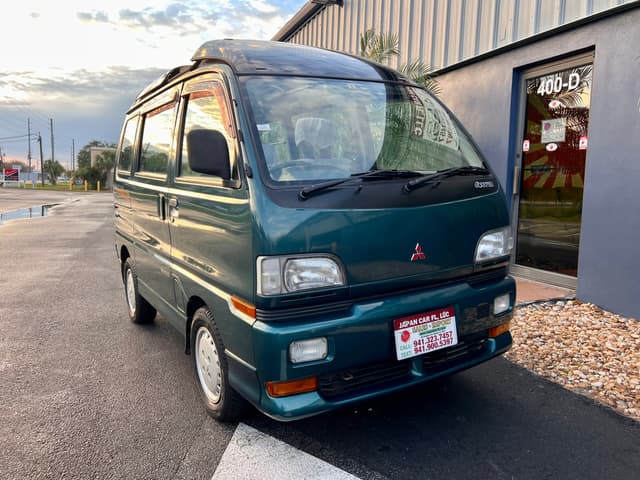 1995 Mitsubishi Bravo Minivan JDM car for sale — photo 14 of 25