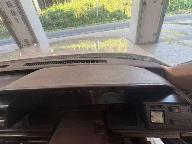 1988 Toyota Cresta JDM car for sale — photo 18 of 20