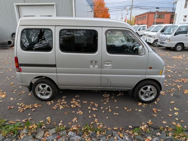 2001 Suzuki Every JDM car for sale — photo 8 of 23